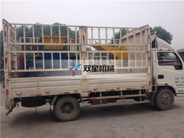 香蕉视频APP下载污整套小型橡胶香蕉污视频下载设备发货现场